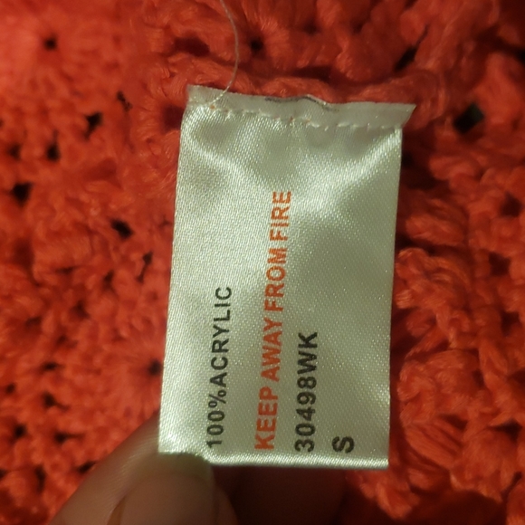 Crochet crop tank top - Picture 6 of 6